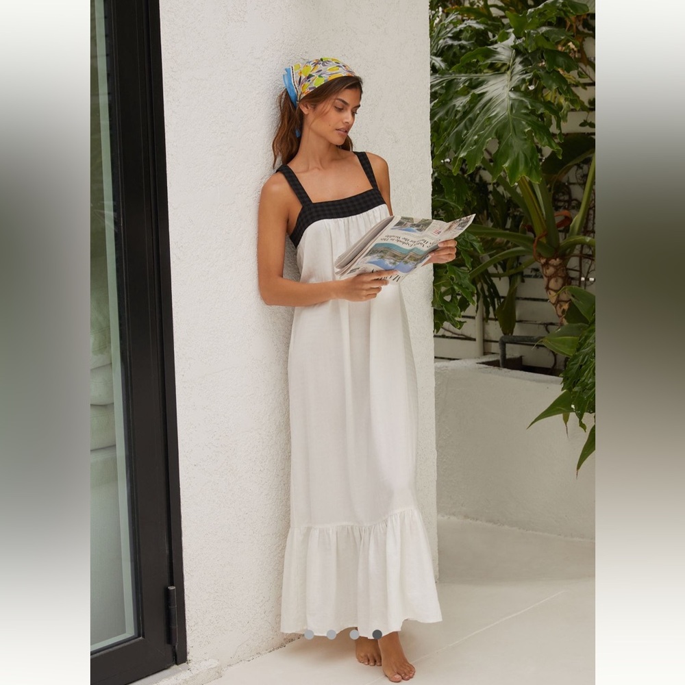 NWT 💙 anthro White Maxi Dress with Black Trim